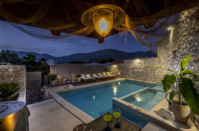 3 bedroom villa with pool near Mlini, Dubrovnik region, sleeps 7