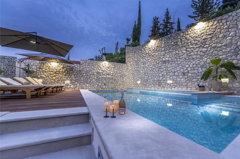 3 bedroom villa with pool near Mlini, Dubrovnik region, sleeps 7