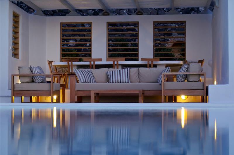 7 bed villa with pool near Akrotiri, Santorini, sleeps 14