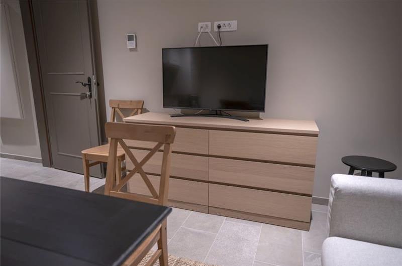 5 bedroom villa with heated pool near Momjan, Istria, sleep 12