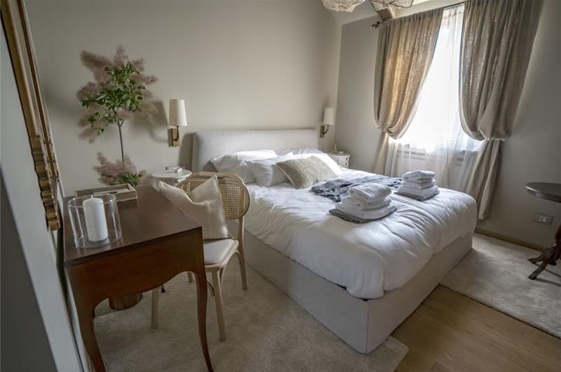 5 bedroom villa with heated pool near Momjan, Istria, sleep 12