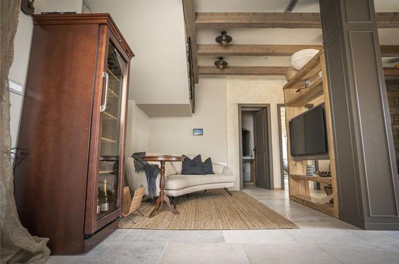 5 bedroom villa with heated pool near Momjan, Istria, sleep 12