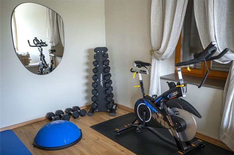 5 bedroom villa with heated pool near Momjan, Istria, sleep 12