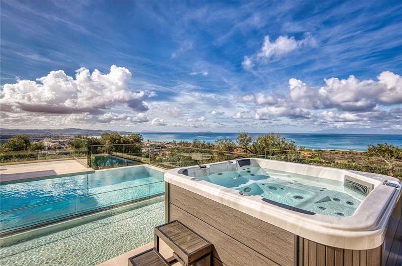 4 bedroom villa with pool in Acharavi, Corfu, sleeps 8