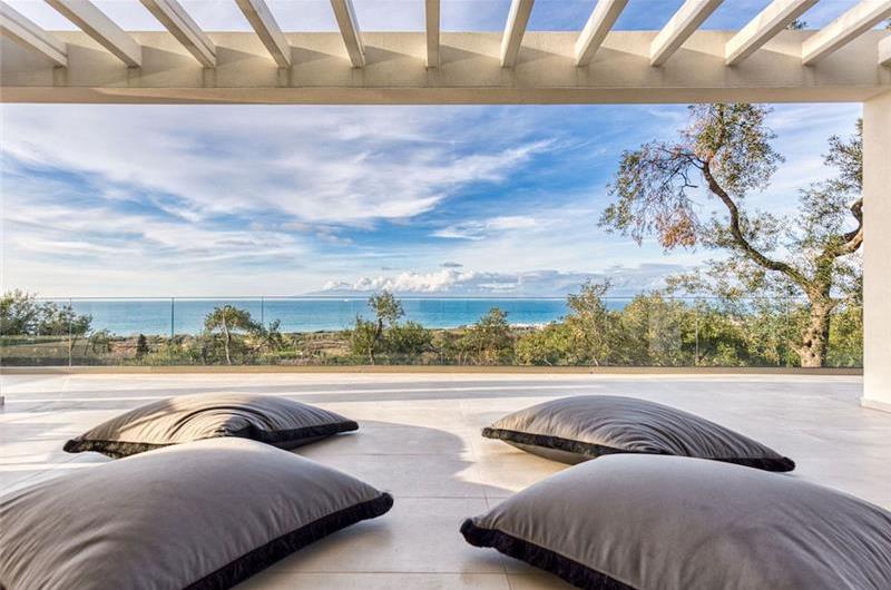 4 bedroom villa with pool in Acharavi, Corfu, sleeps 8