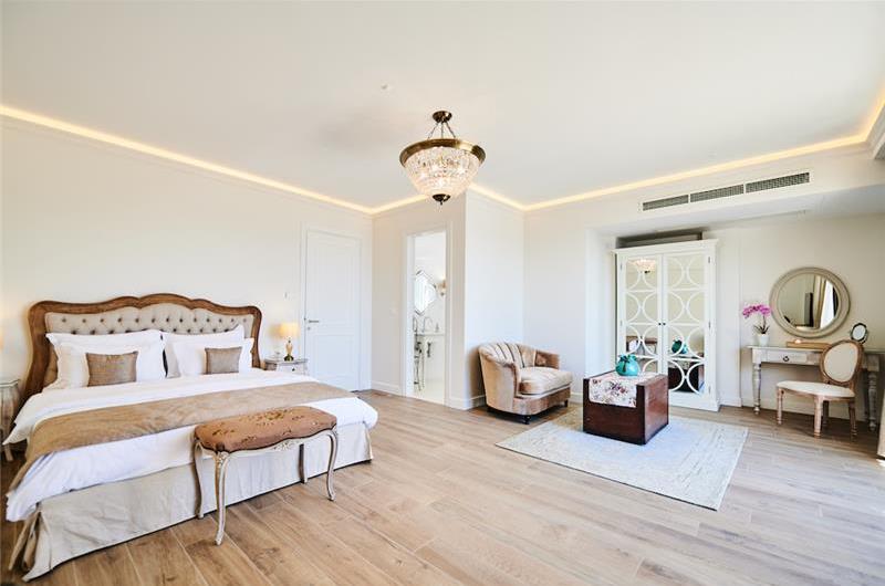 11 bedroom seafront villa with infinity pool near Budvar, sleeps 22