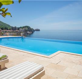 11 bedroom seafront villa with infinity pool near Budvar, sleeps 22
