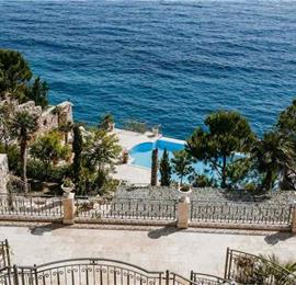 11 bedroom seafront villa with infinity pool near Budvar, sleeps 22