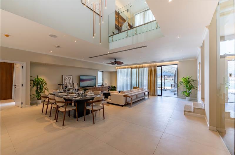 Selection of 5 bedroom seafront villas with heated pool on Ciovo near Trogir, sleeps 10