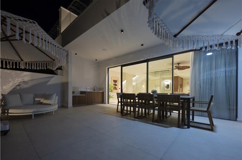Selection of 5 bedroom seafront villas with heated pool on Ciovo near Trogir, sleeps 10