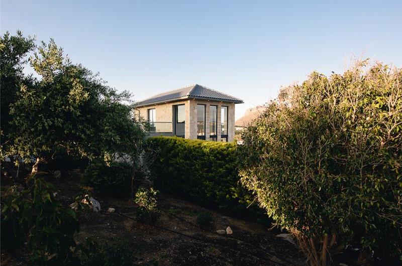 Selection of 4 bedroom villas with pool near Chania, sleeps 8