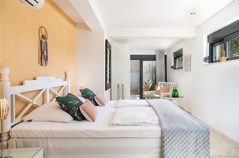Selection of 4 bedroom villas with pool near Chania, sleeps 8