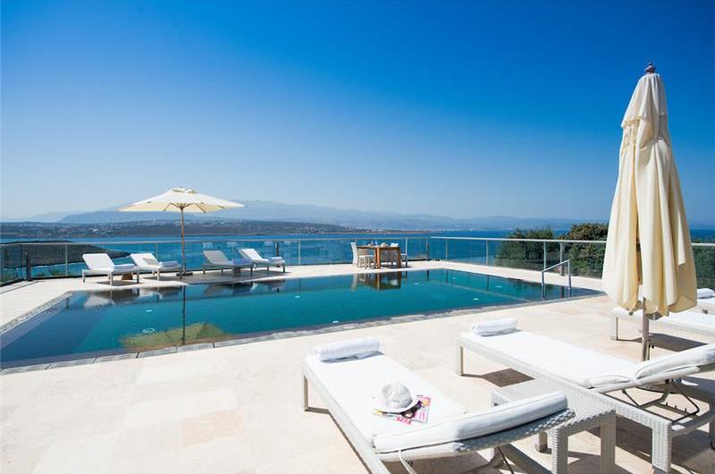 Selection of 4 bedroom villas with pool near Chania, sleeps 8