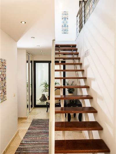 Selection of 4 bedroom villas with pool near Chania, sleeps 8