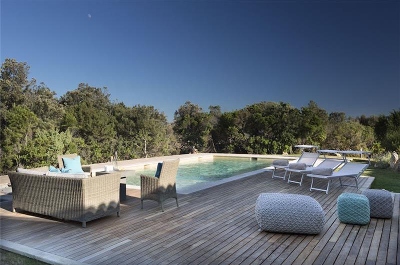 Selection of 3 and 4 bedroom villas with pools near Porto Cervo, sleeps 6-10