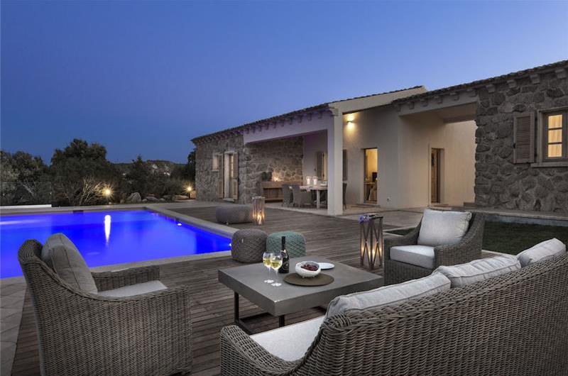 Selection of 3 and 4 bedroom villas with pools near Porto Cervo, sleeps 6-10