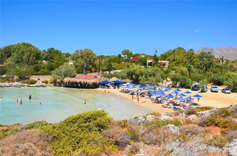 4 bedroom villa with pool close to beach on Akrotiri peninsula, sleeps 8