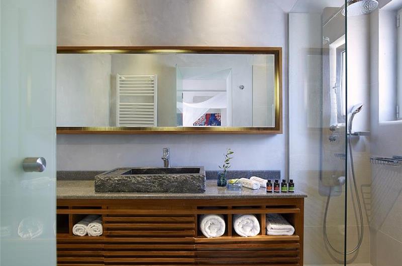 Selection of 3 & 4 bedroom villas with pool near Chania, sleeps 6-8