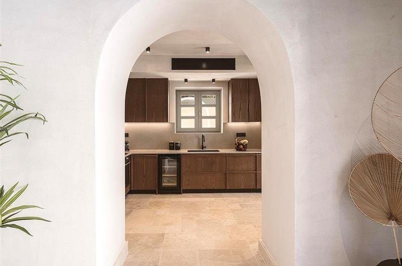 5 bedroom villa with indoor and outdoor pool in Chania town, sleeps 10