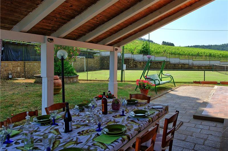 3 bedroom villa with pool and tennis court near Florence, sleeps 6