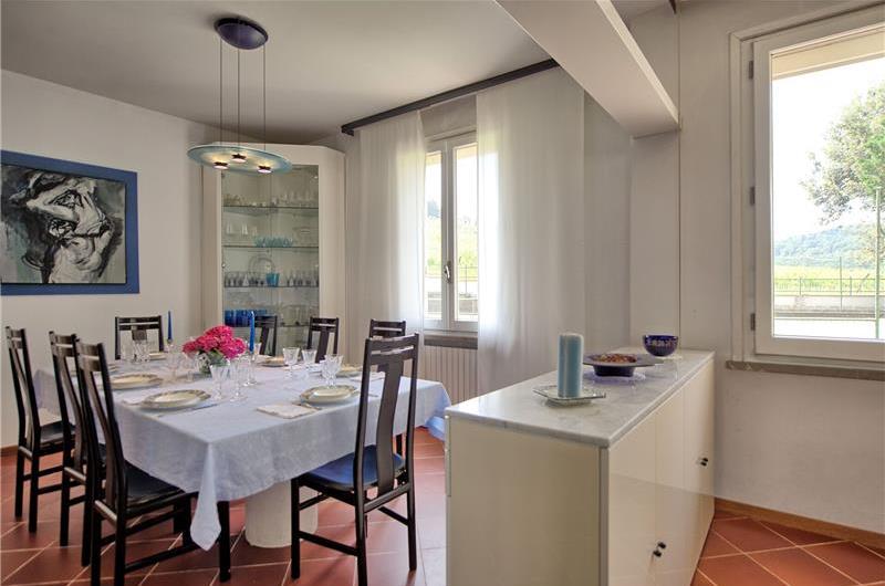 3 bedroom villa with pool and tennis court near Florence, sleeps 6