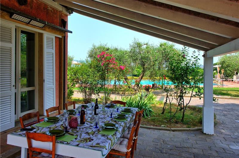 3 bedroom villa with pool and tennis court near Florence, sleeps 6