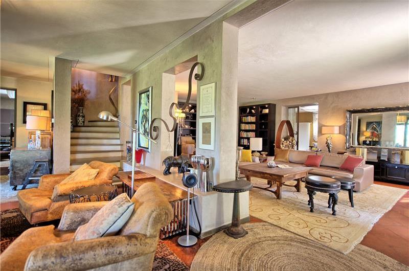 5 bedroom villa with pool and tennis court near San Gimignano, sleeps 10