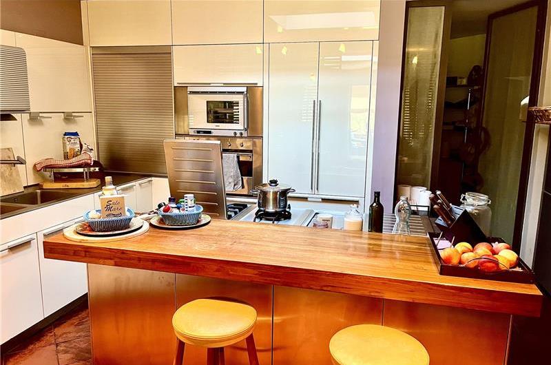 5 bedroom villa with pool and tennis court near San Gimignano, sleeps 10