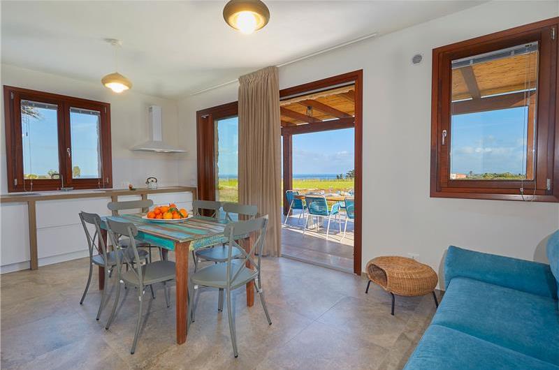 4  bedroom villa with pool, Scopello, sleeps 8