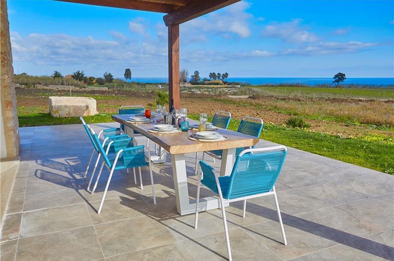 4  bedroom villa with pool, Scopello, sleeps 8