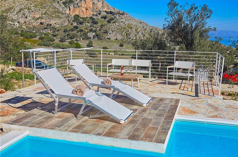 3 bedroom villa with pool, near Scopello, sleeps 6