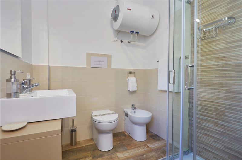 3 bedroom villa with pool, near Scopello, sleeps 6