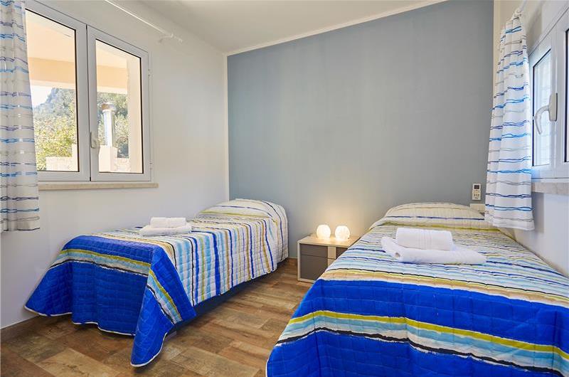 3 bedroom villa with pool, near Scopello, sleeps 6