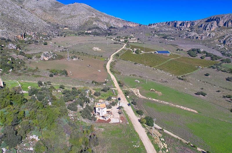 3 bedroom villa with pool, near Scopello, sleeps 6