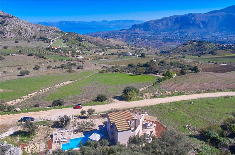 3 bedroom villa with pool, near Scopello, sleeps 6