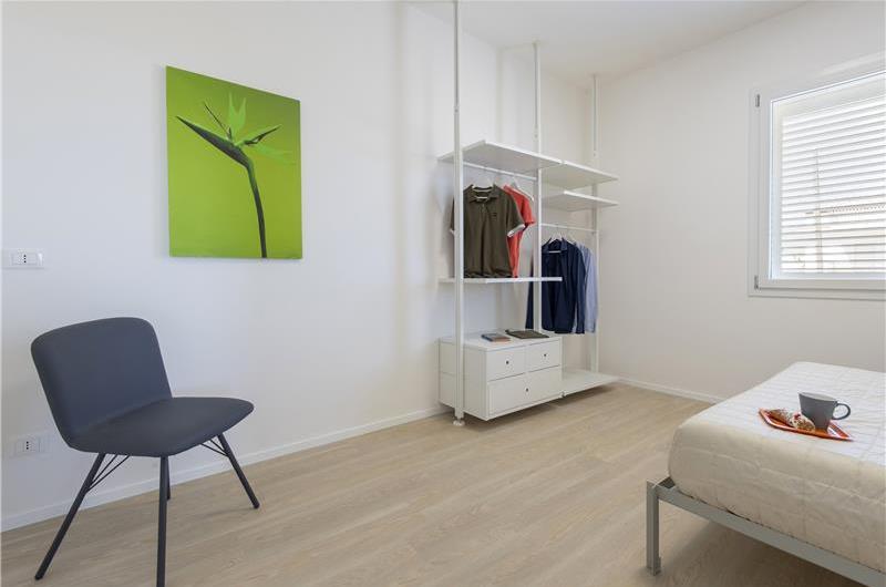 3 bedroom villa with pool, Alcamo, sleeps 5-6