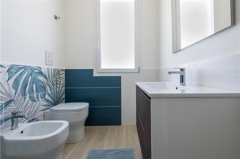 3 bedroom villa with pool, Alcamo, sleeps 5-6