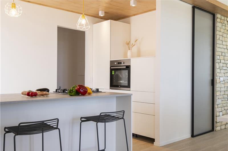 3 bedroom villa with pool, Alcamo, sleeps 5-6