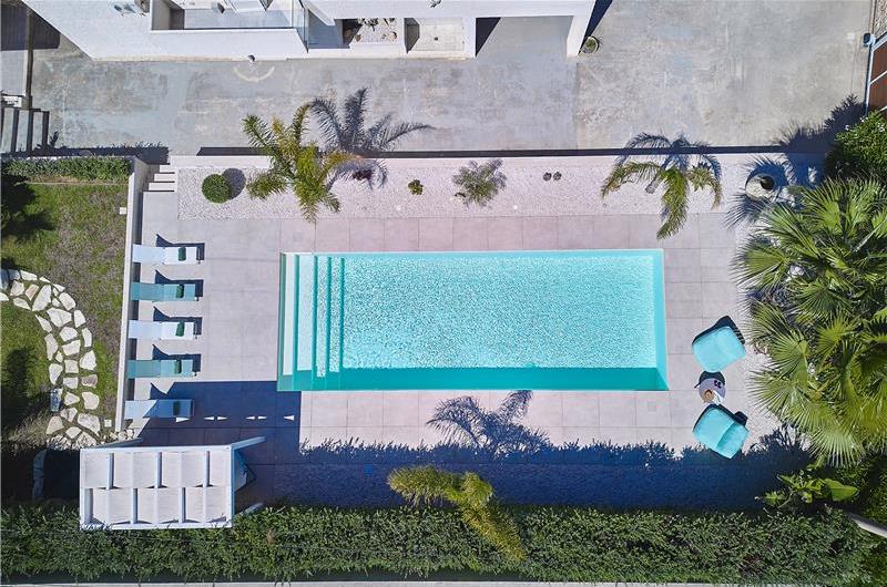 3 bedroom villa with pool, Alcamo, sleeps 5-6