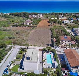 3 bedroom villa with pool, Alcamo, sleeps 5-6