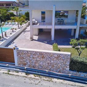 3 bedroom villa with pool, Alcamo, sleeps 5-6