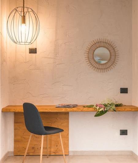 2 bedroom villa with infinity pool, near Alcamo, sleeps 4-5