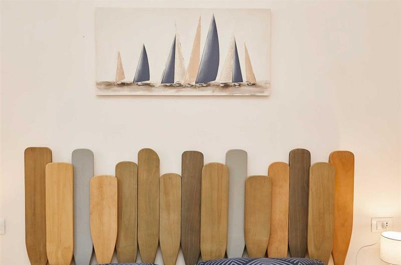 3 bedroom seaside apartments in Sicily, sleeps 6