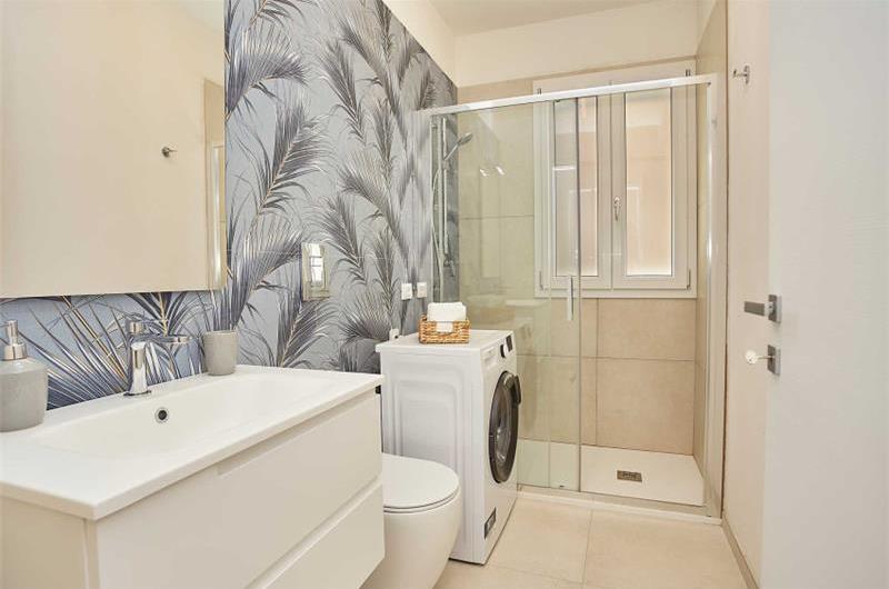 3 bedroom seaside apartments in Sicily, sleeps 6