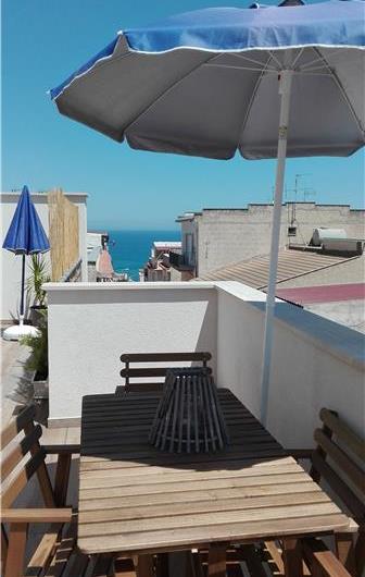 3 bedroom villa with jacuzzi, Castellammare del Golfo, sleeps 4-6