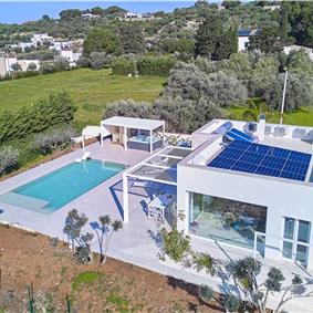 3 bedroom villa with infinity pool, jacuzzi & sauna, Castellammare del Golfo, sleeps 6