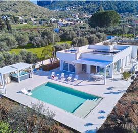 3 bedroom villa with infinity pool, jacuzzi & sauna, Castellammare del Golfo, sleeps 6