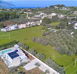 3 bedroom villa with infinity pool, jacuzzi & sauna, Castellammare del Golfo, sleeps 6