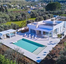 3 bedroom villa with infinity pool, jacuzzi & sauna, Castellammare del Golfo, sleeps 6