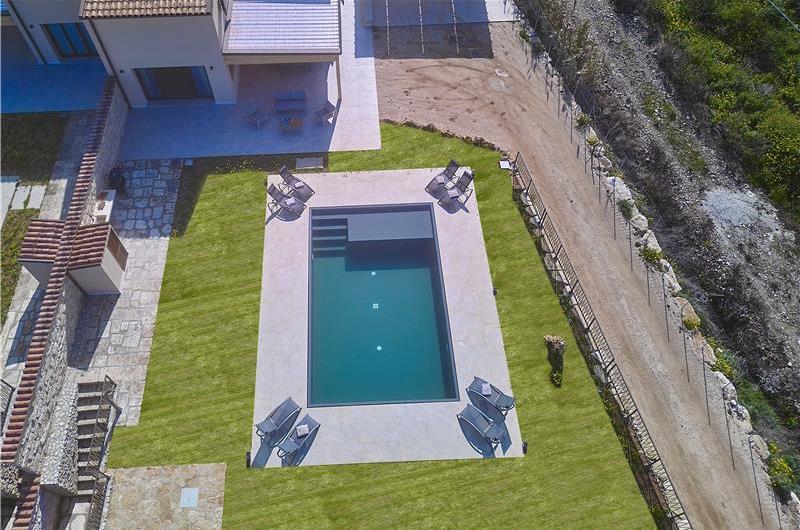 Two 3 bedroom villas with private pools, Alcamo, each sleeps 6-7